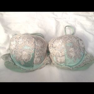 Victoria’s Secret bra
